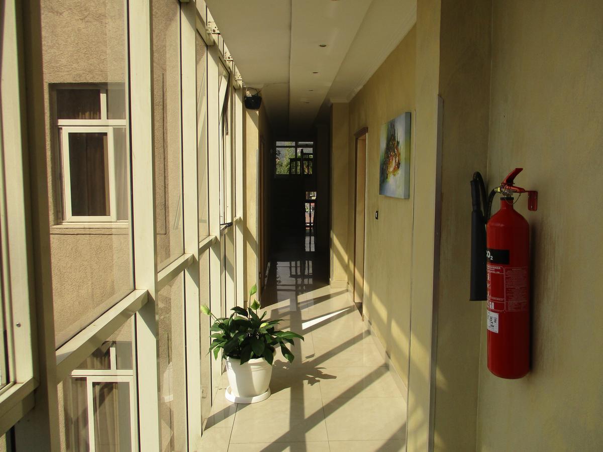Stay Easy Hotel Addis Abeba Zewnętrze zdjęcie